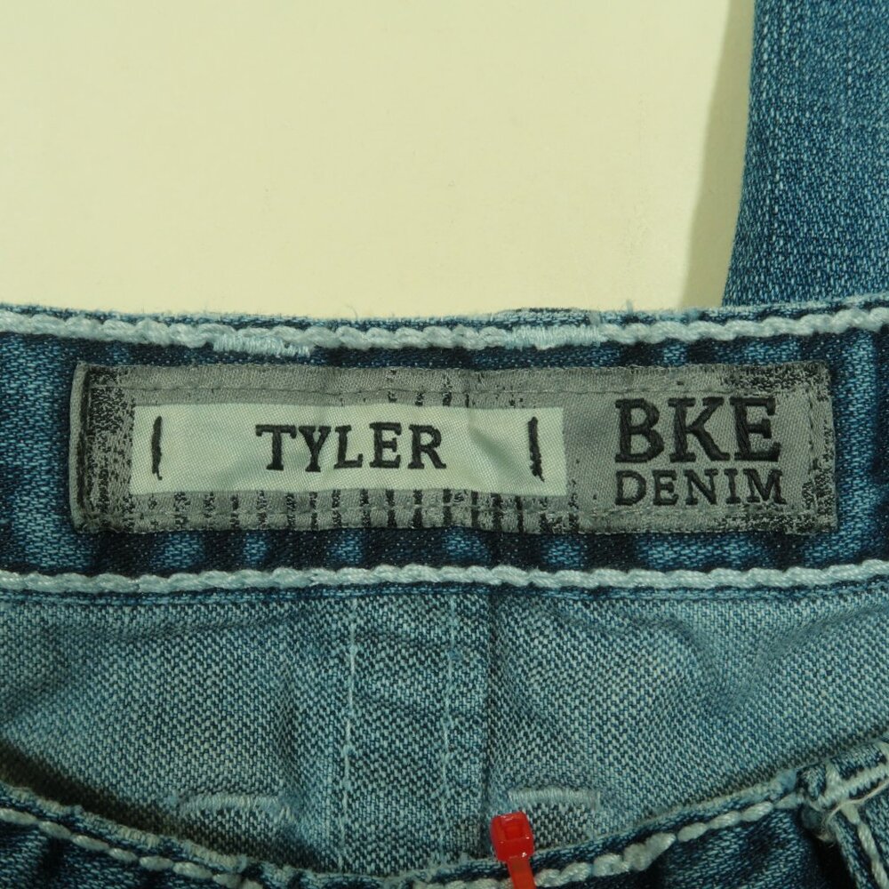 BKE Tyler Jeans Mens 34R Straight Leg Mid Rise Stonewash Blue Denim - Picture 4 of 7